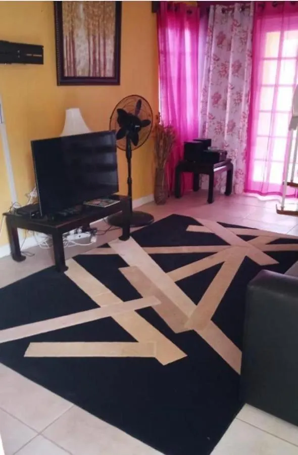 River Side Apt 9 @ Mystic Ridge. Ocho Rios Apartment